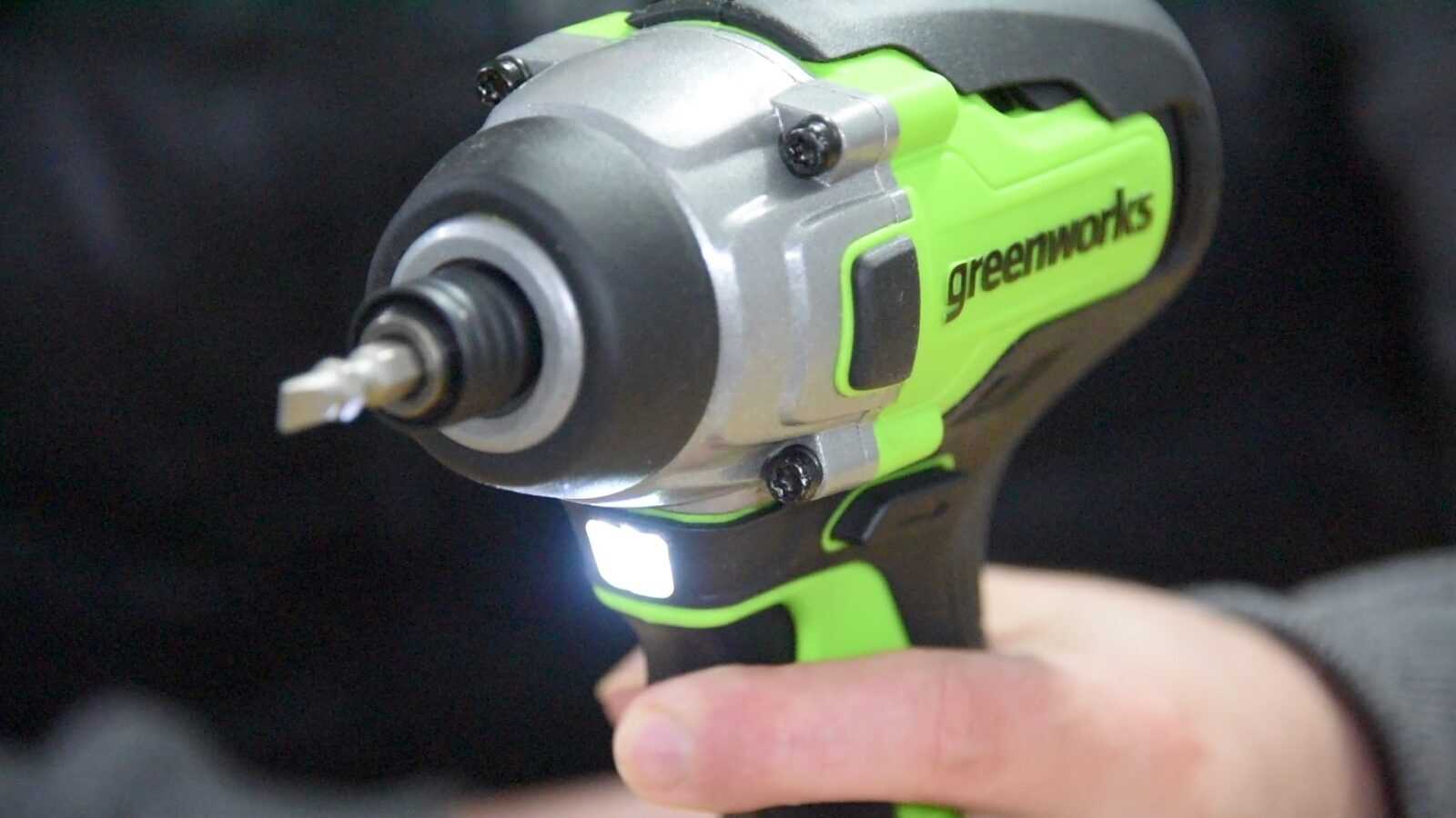 светодиодный индикатор аккумуляторного винтоверта Greenworks GD24ID3
